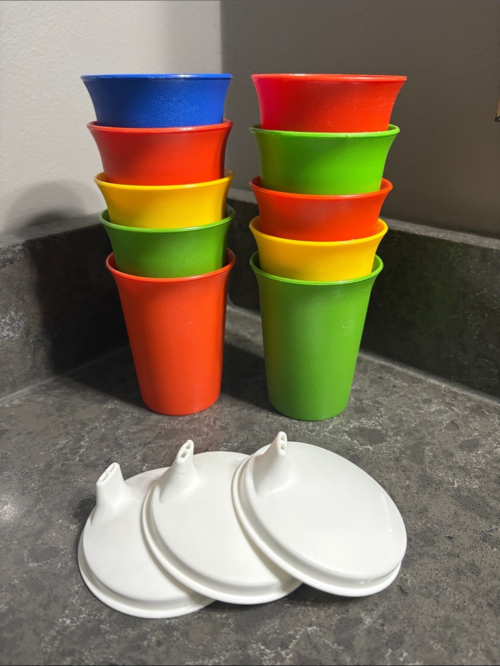 Vintage Tupperware Kids Bell Tumblers Sippy Cups Set of 10 + 3 Lids